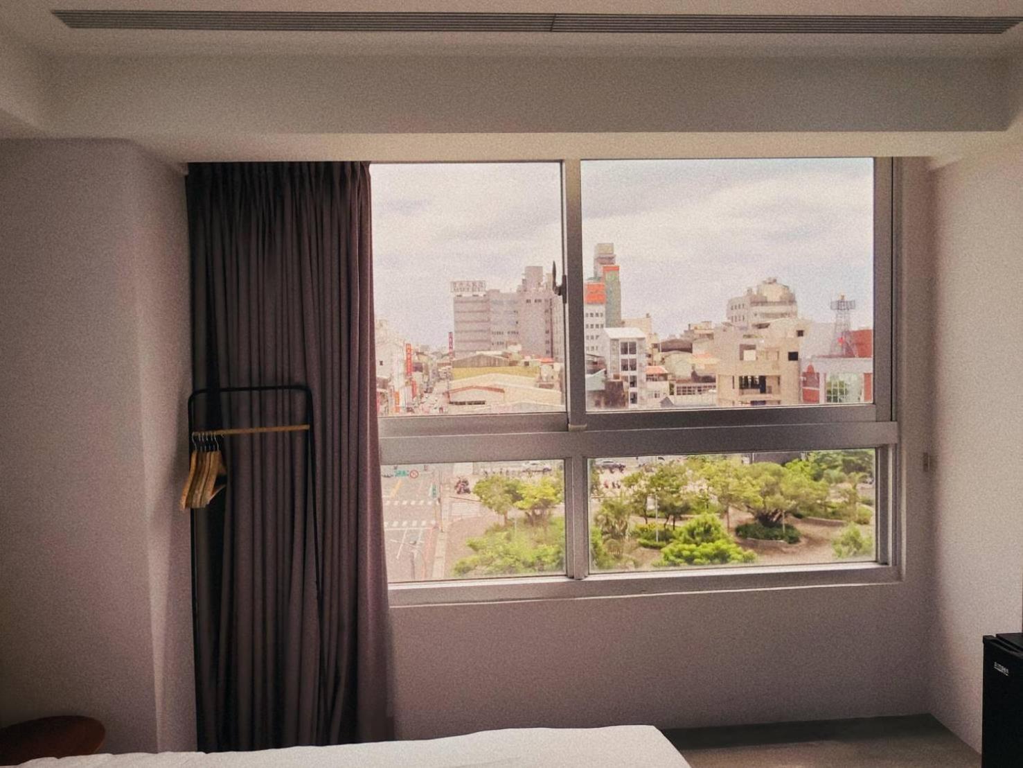 D D Hotel Tainan Esterno foto